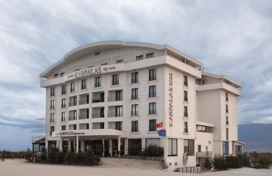 Karpalas City Hotel & Spa-1