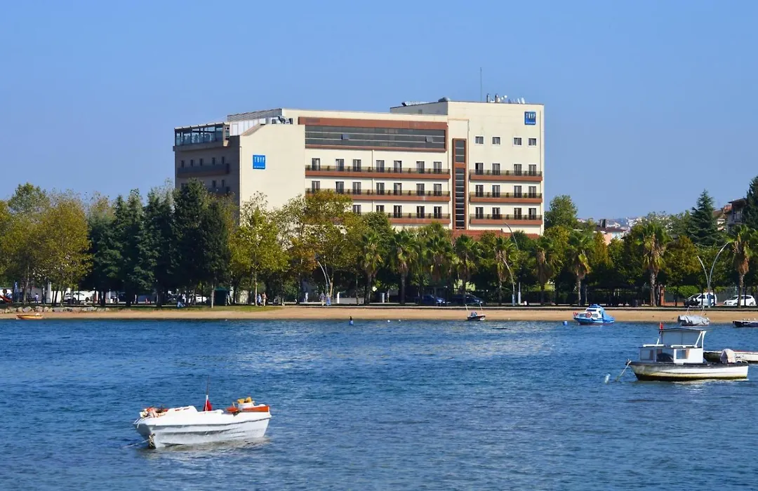 Tryp By Wyndham Izmit-1