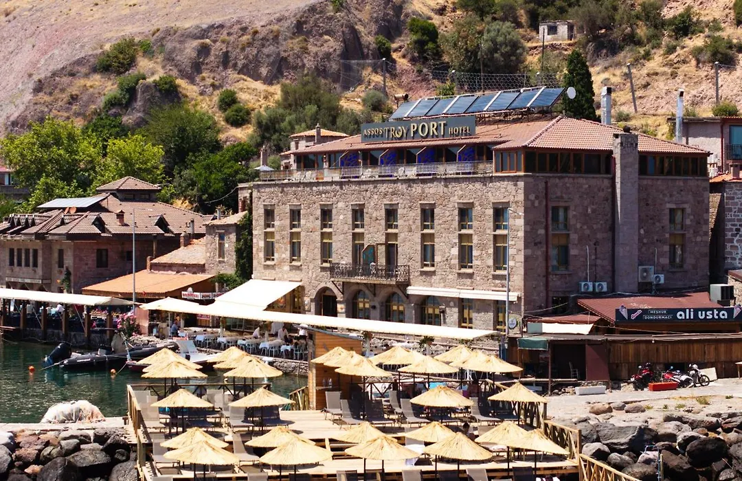 Assos Troy Port Hotel-1