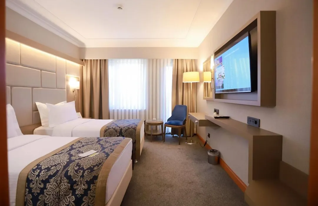 La Quinta By Wyndham Giresun-1