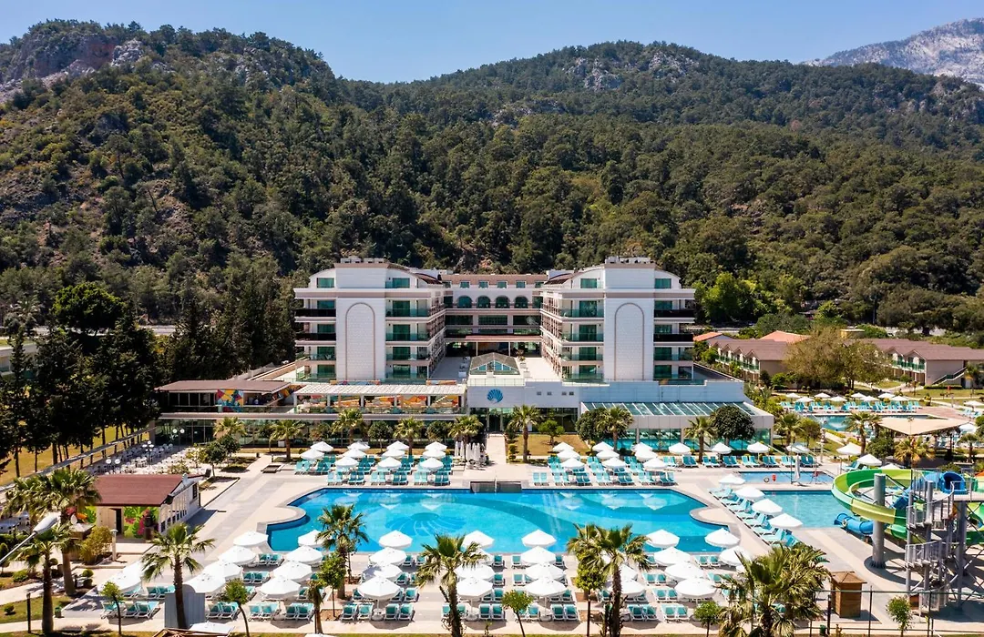 Dosinia Luxury Resort-1
