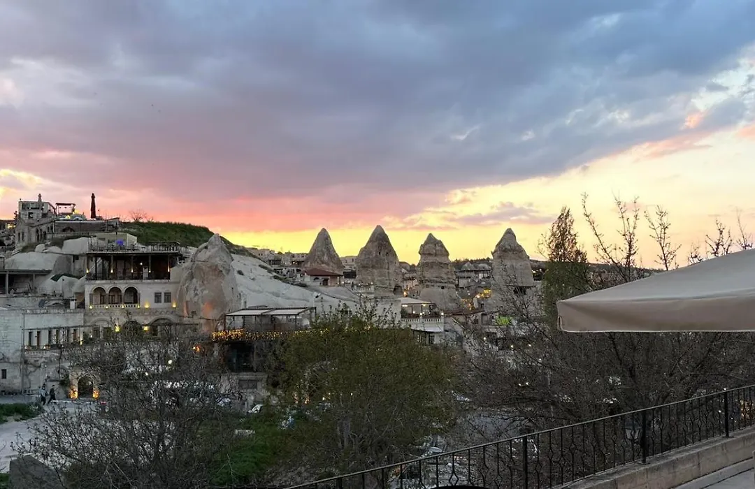 Nature Park Cave Hotel-1