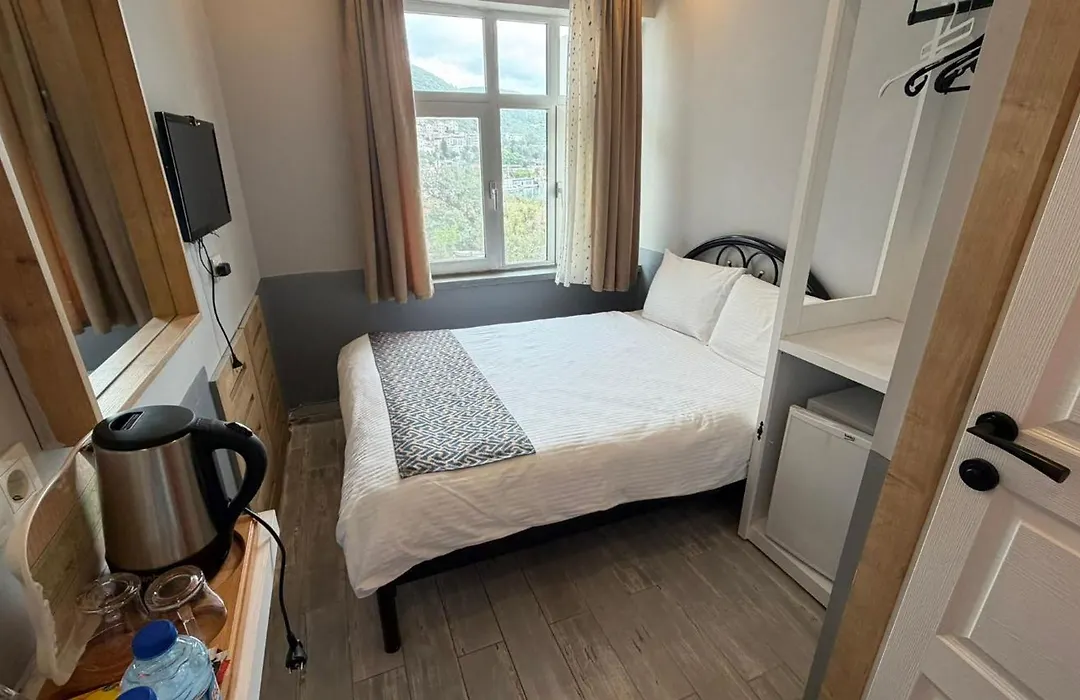 Yali Pansıyon-1
