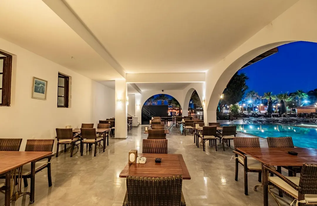 Costa Bitezhan Beach Hotel-1
