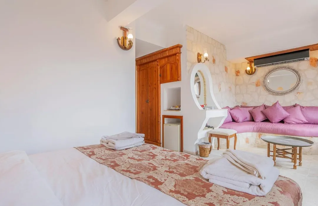 Oasis Hotel (Adults Only)-1