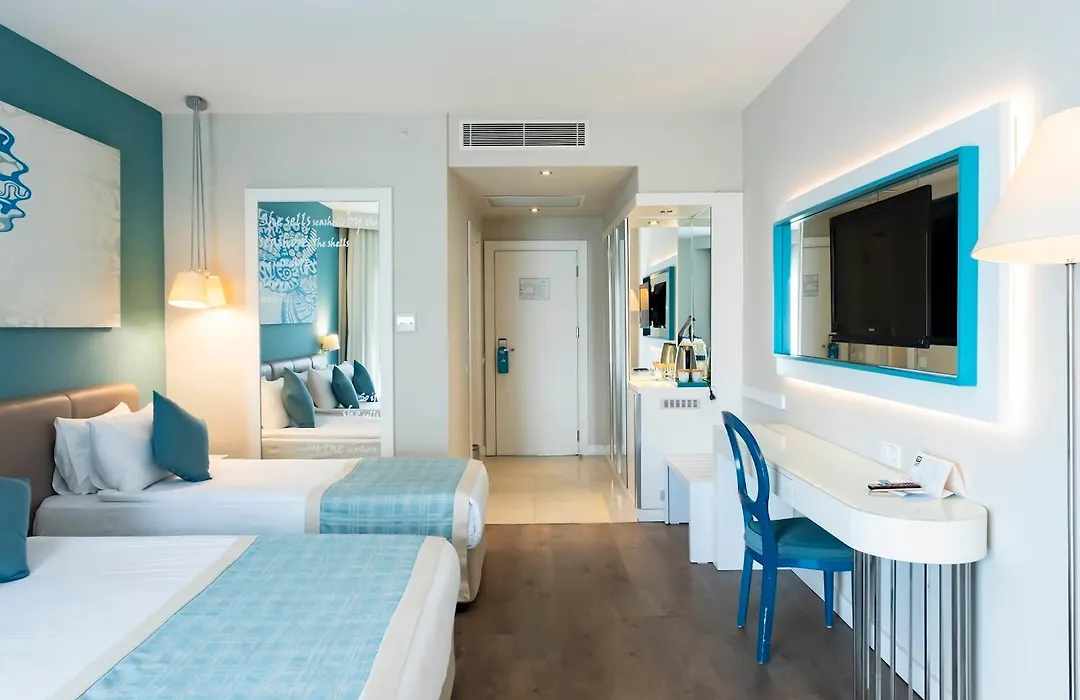 Seashell Resort Hotel & Spa-1