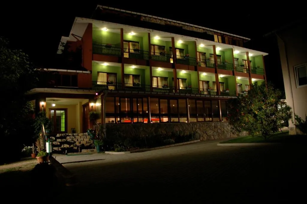 Rhebas Hotel-1