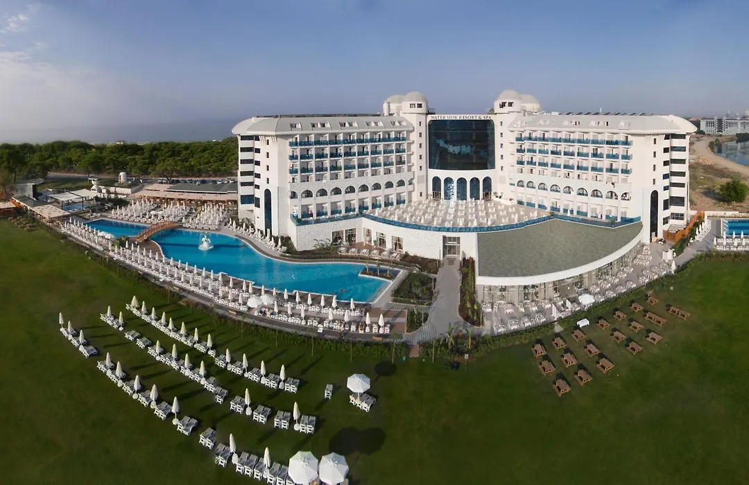Water Side Resort & Spa-1