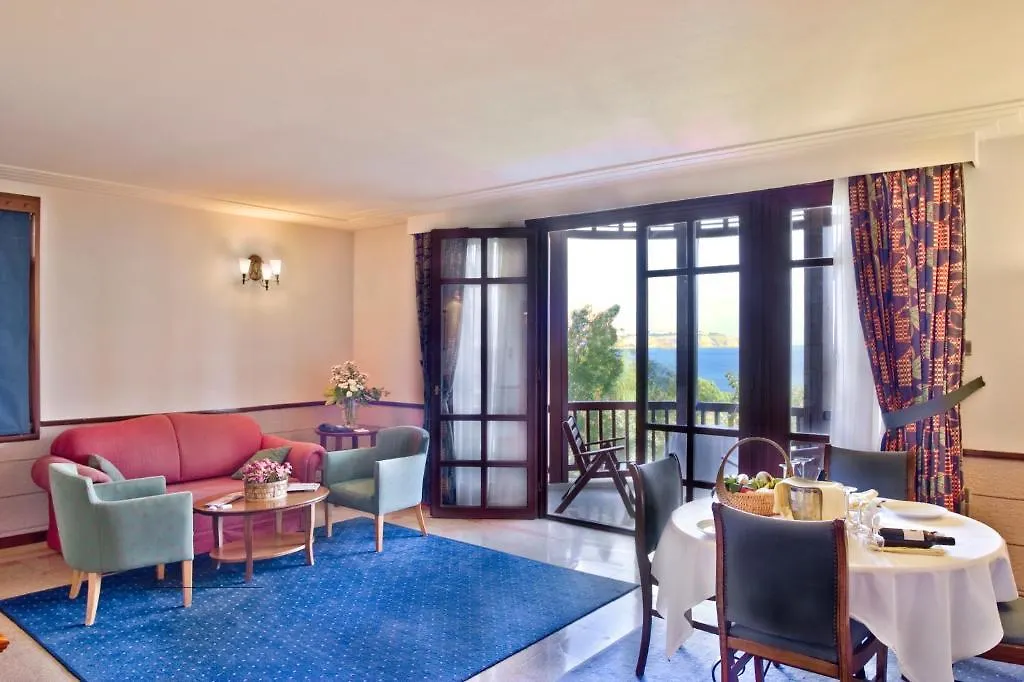 Klassis Resort Hotel-1