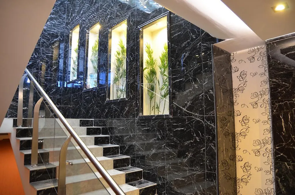 Grand Hotel Van-1