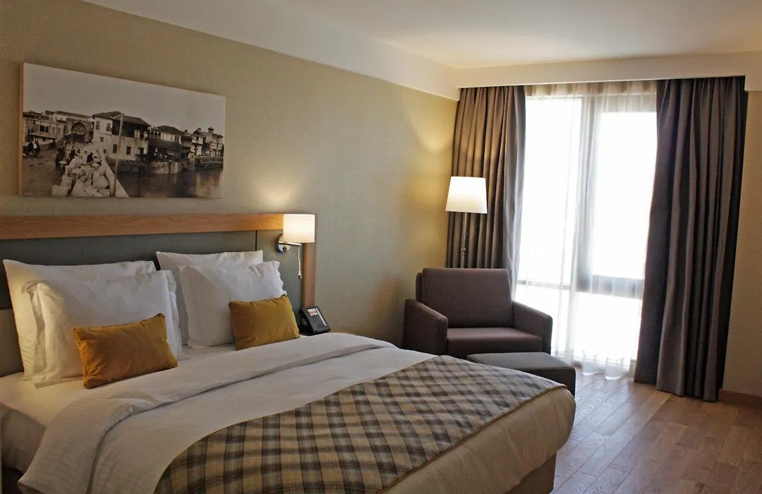 Ramada Hotel & Suites By Wyndham Adana-1