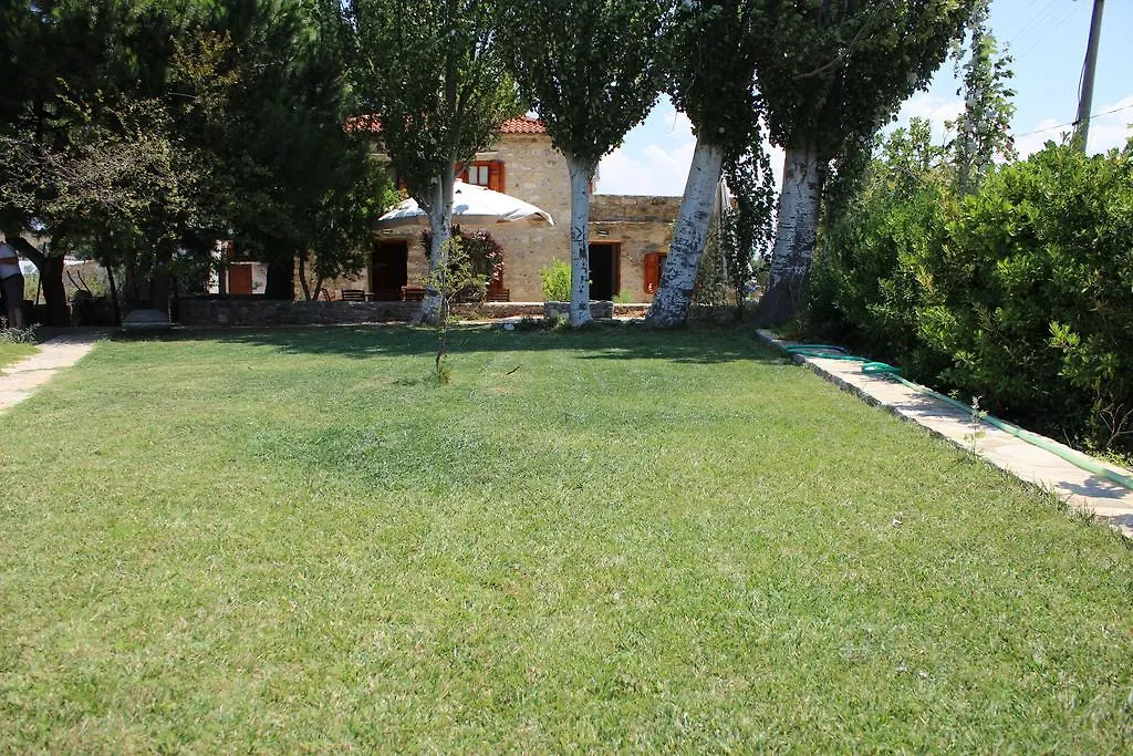 Eylem Dinlenti Evi-1