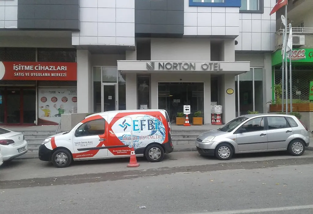 Norton Hotel-1