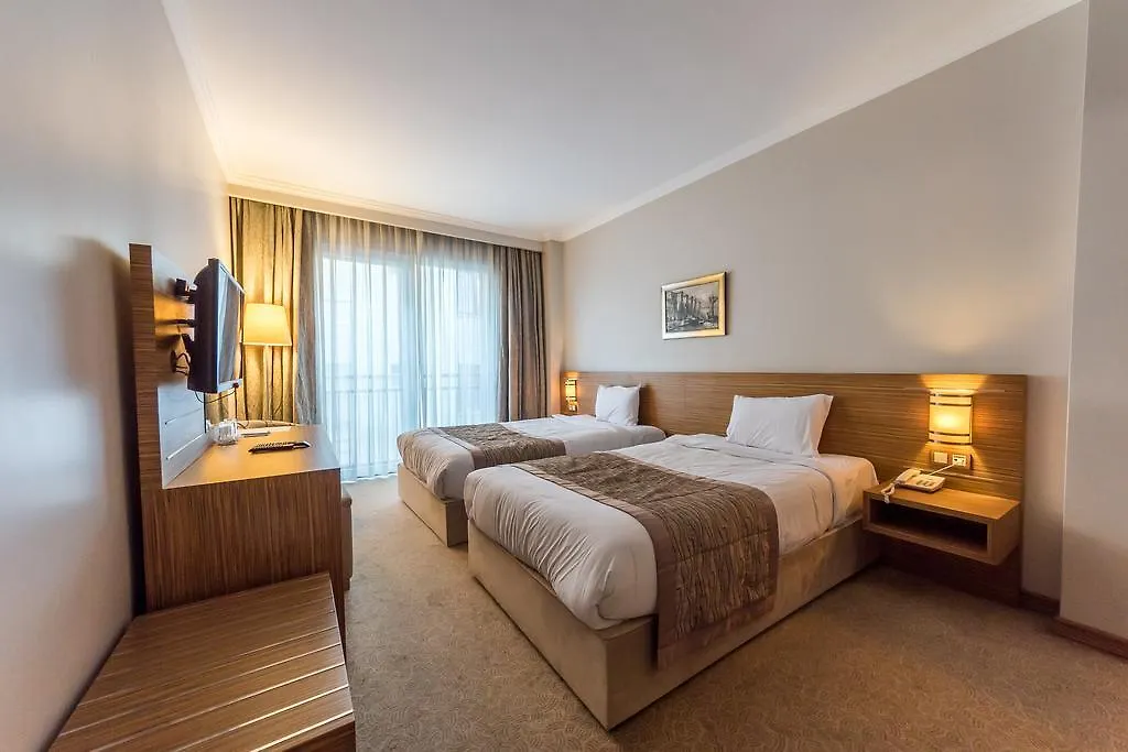 Hotel Almina Park-1