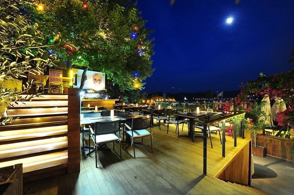 Hotel Gizia 5 Oda By El Hac-1
