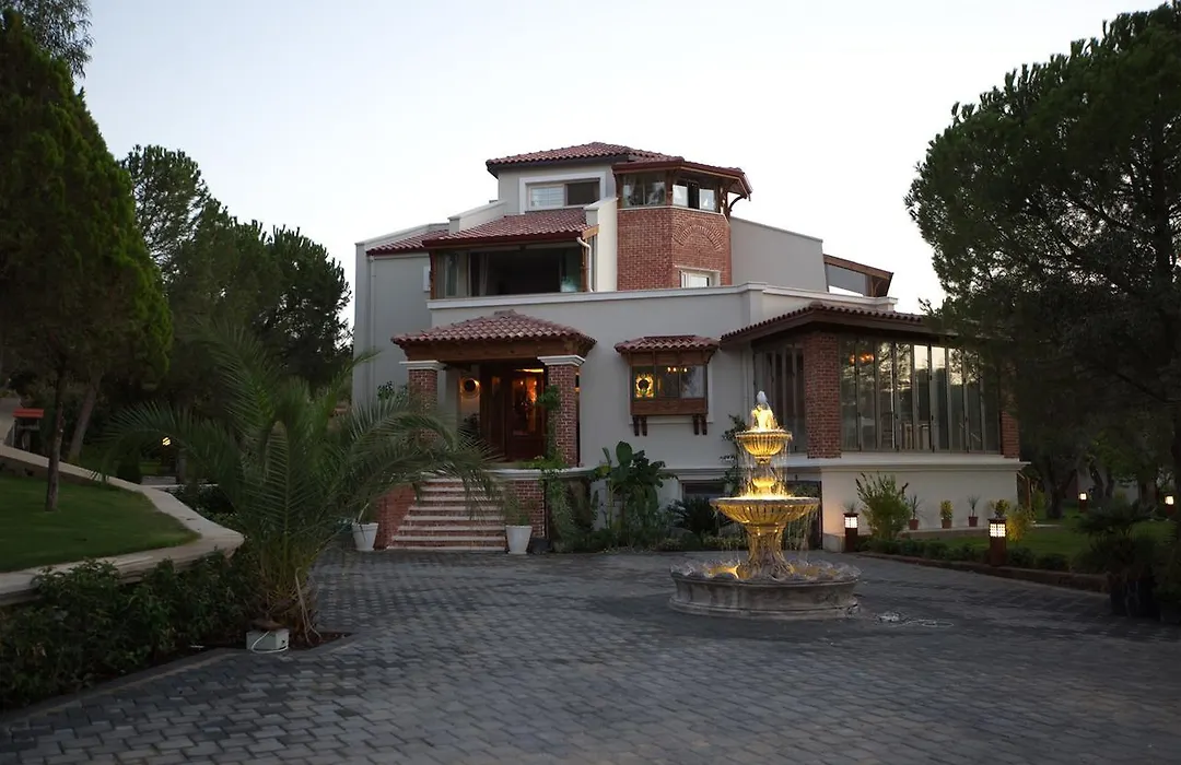 Ayşe Hanım Konağı-1