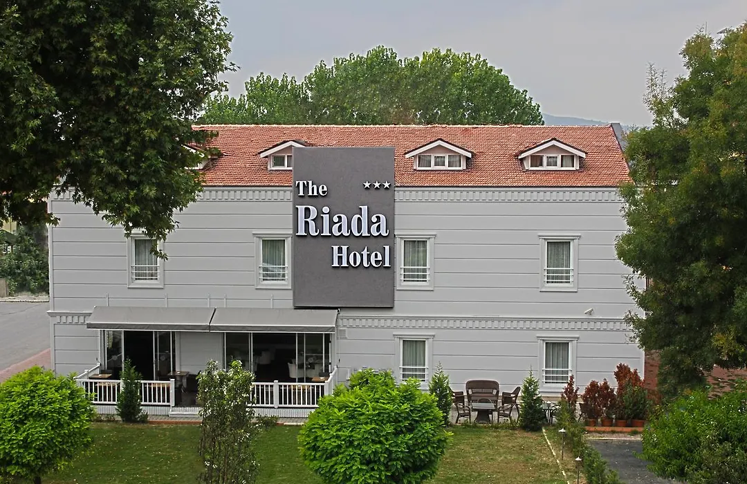 The Riada Hotel-1