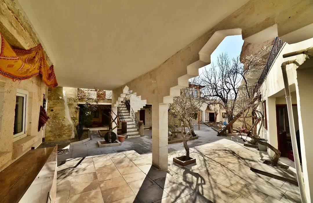 Cave Seasons Deluxe Hotel-1