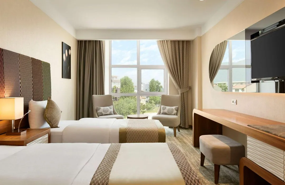 Ramada By Wyndham Gemli̇K-1