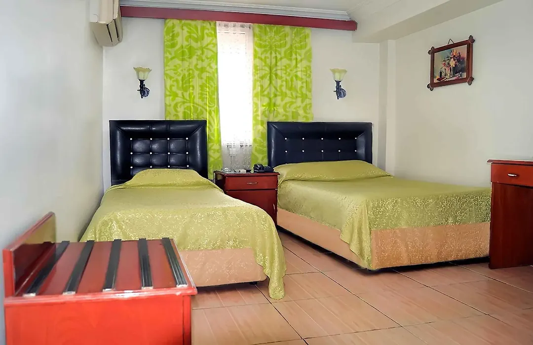 Yunus Hotel-1