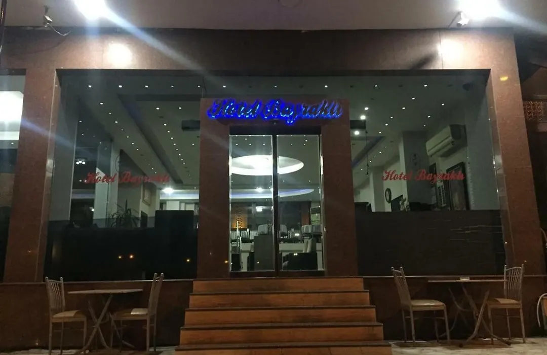 Bayrakli Otel-1