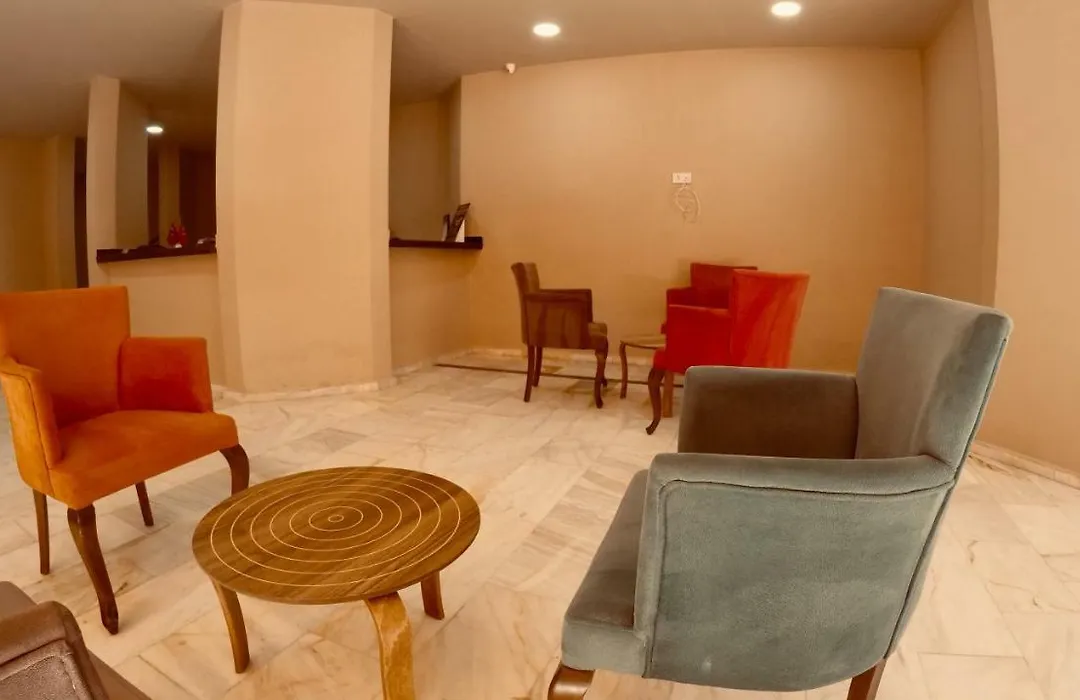 Flamingo Beach & Suite-1