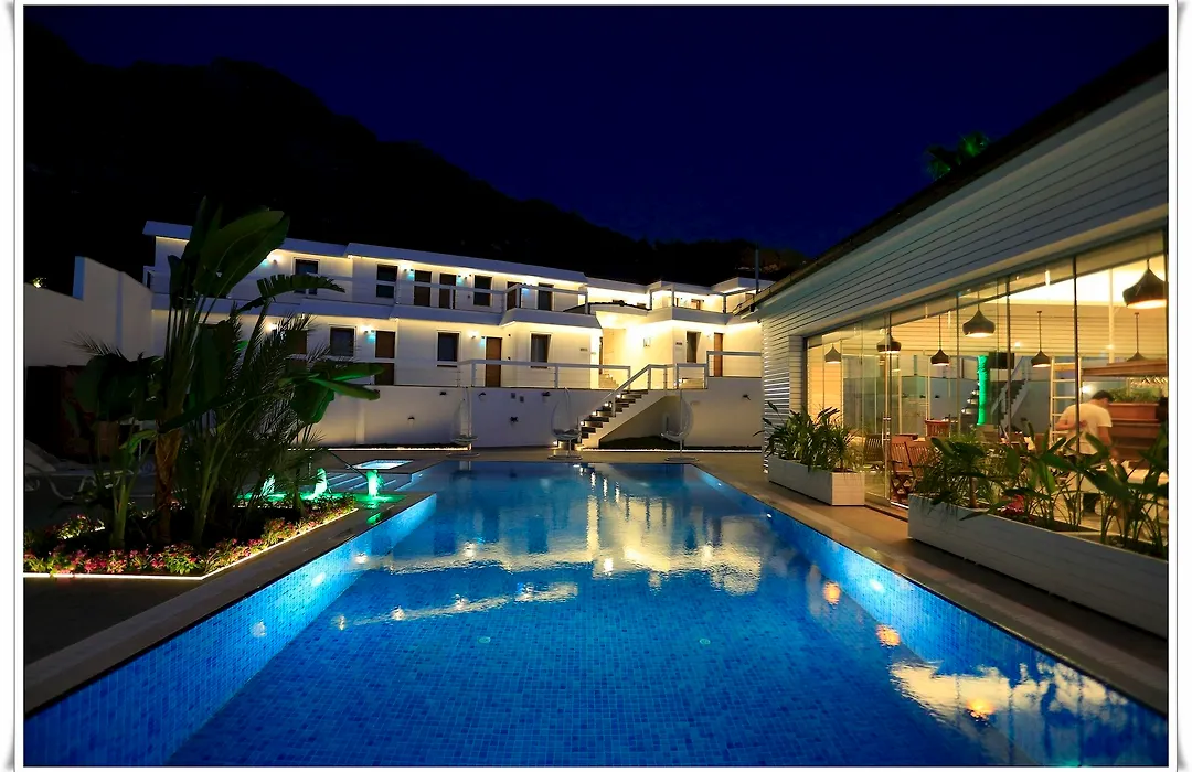 Poseidon Boutique Hotel And Yacht Club Selimiye-1