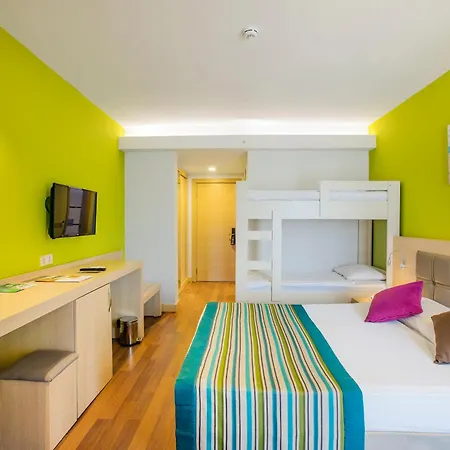 Mira Meridia Beach Resort Hotel-2