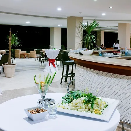 Hilton Bodrum Turkbuku Resort & Spa-3