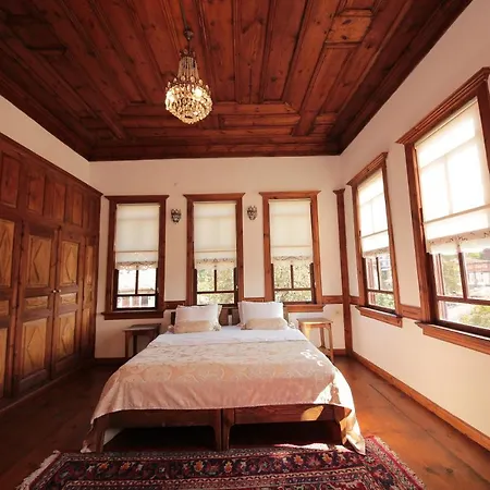 Karaüzümler Konaği-2