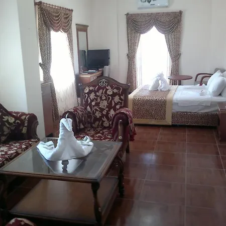 Yay Grand Hotel-2