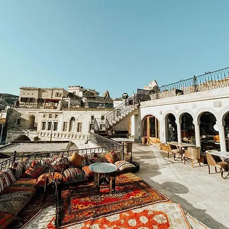 Caftan Cave Suites-2