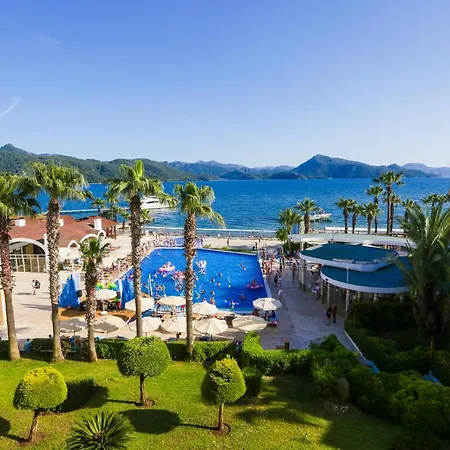 Fortezza Beach Resort-3