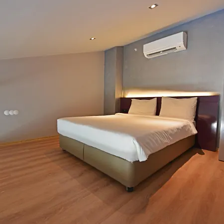 Mirage World Hotel-2