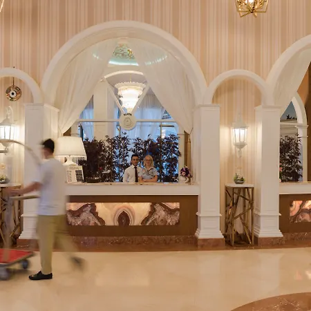 Quattro Beach Spa & Resort-2