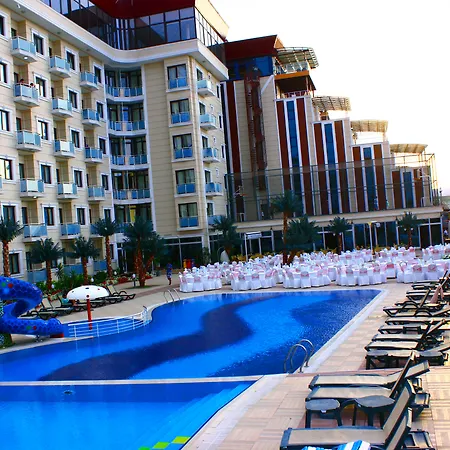 Elegance Resort Hotel & Spa Wellness-Aqua-3
