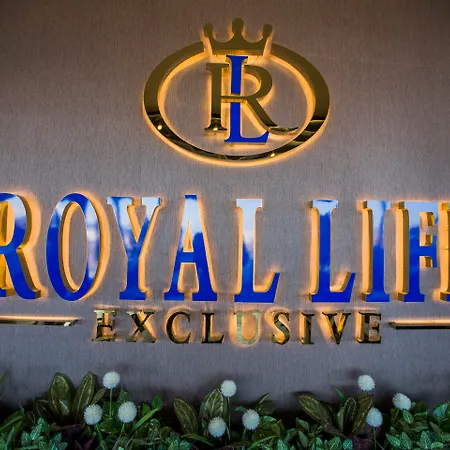 Royal Life Exclusive-2
