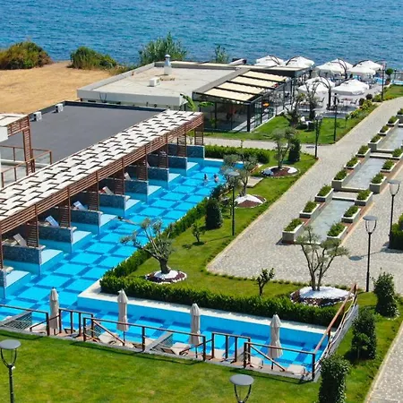 Feniks Priority Hotel-3