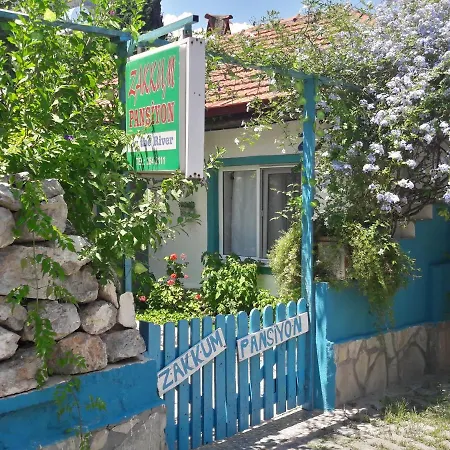 Zakkum Pansiyon-2