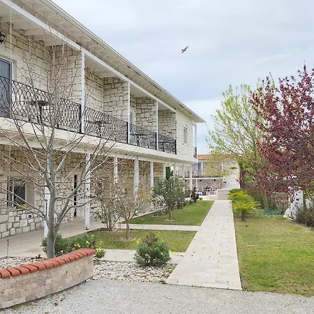 Otel Naturla Goel Evi-2