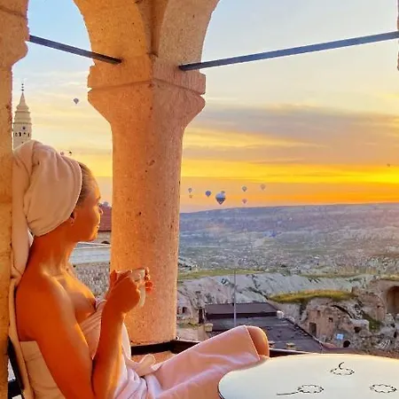 Alice In Cappadocia-3
