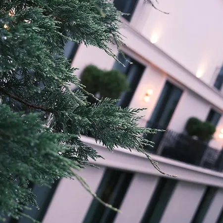 Be Side Hotel-2