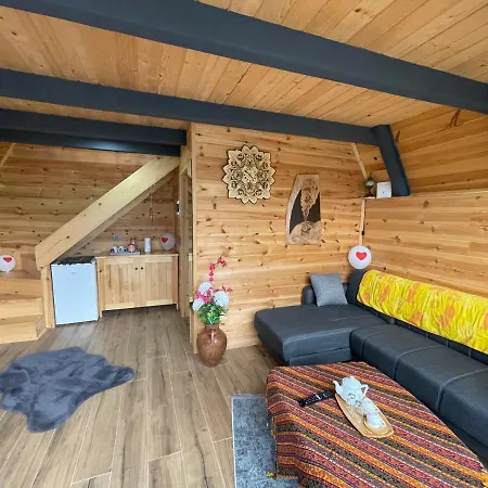 Elva Bungalov-2
