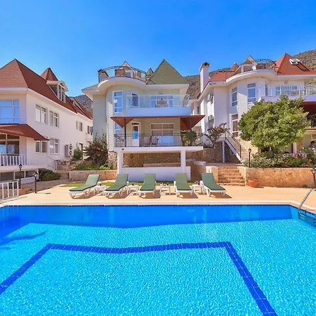 3 House Apart-3