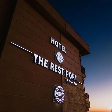 The Rest Port Hotel-3