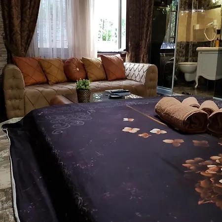 Elegant House Apart Otel-3