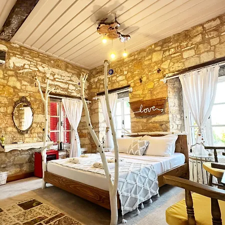 Marissa Boutique Cesme-3