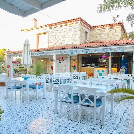 Alacatı Leylak Hotel-2