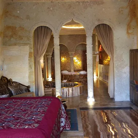 Oread Cave Suites-3