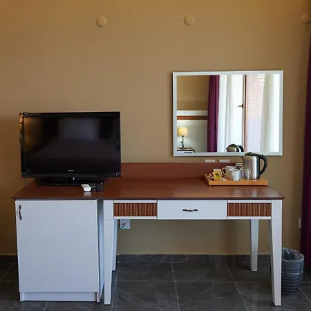 Phellos Suites Boutique Hotel-3